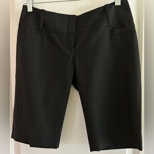 The Limited Collection Drew Fit size 0 black Bermuda shorts